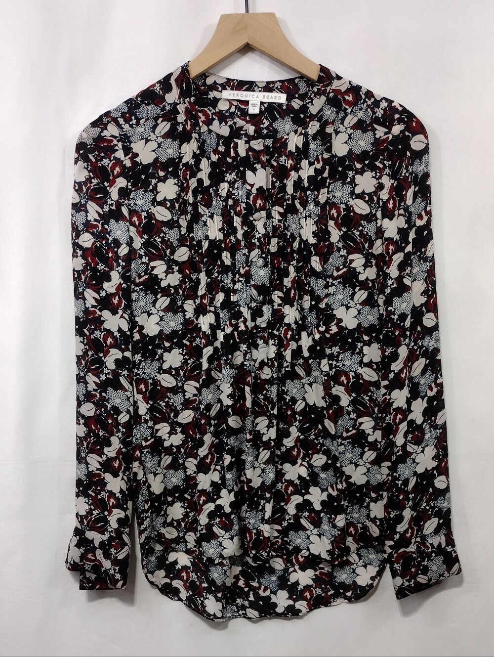 Veronica Beard Silk Floral Pintuck Blouse Womens 4 Red Black Artsy Office Career
